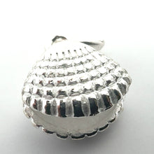 Clamshell charm, sterling silver, sku#M3928