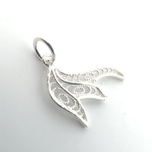 Long leaf charm, sterling silver, sku#M3948￼