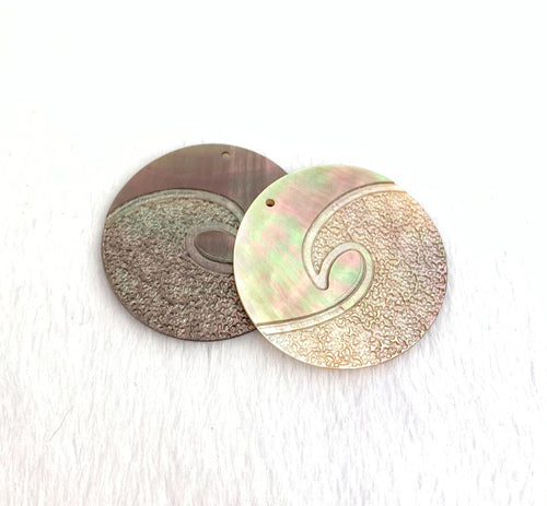 Mother of Pearl Circle Charm Sku#M2343