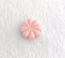 Mother of Pearl Flower Bead Sku#M494