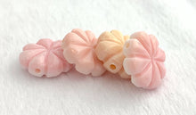 Mother of Pearl Flower Bead Sku#M494