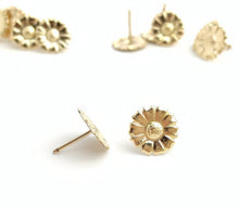 14kGF Flower Studs Sku#70-4
