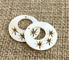 Mother of Pearl Charm Sku#M625