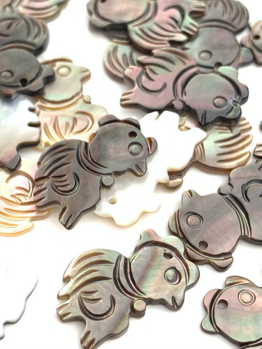 Mother of Pearl Charm Sku#M473