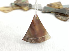 Mother of Pearl Charm Sku#M2340