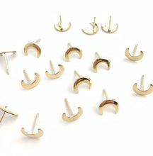 14kGF Moon Studs Sku#583-4