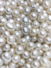 White South Sea Loose Pearls, Australia, Drops/Ovals, 8mm and 9mm, AAA Quality