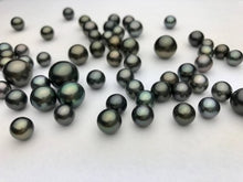 Peacock, Tahitian Loose pearls, Near Round, AA, 9mm, Rikitea Pearls, #539