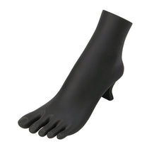 Black & White Polystyrenes