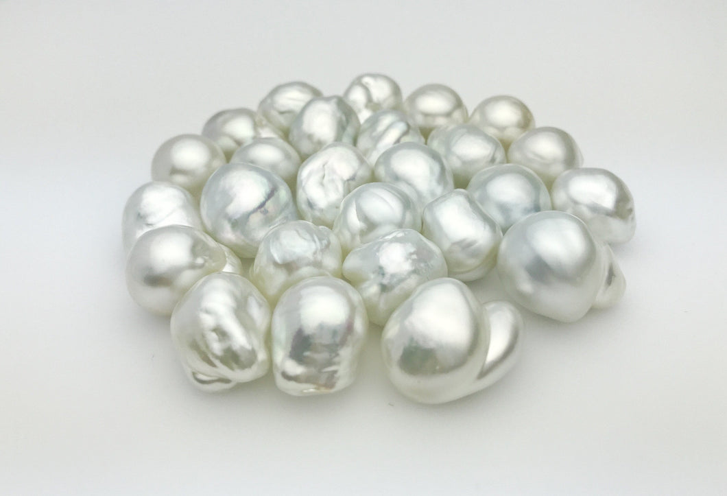Silver South Sea, 16mm to 19mm, AAA, Baroque shape, Loose Pearls (196)
