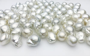 Silver South Sea, 16mm to 19mm, AAA, Baroque shape, Loose Pearls (196)