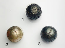 Carved Tattoo Tahitian Pearl 13mm (309)