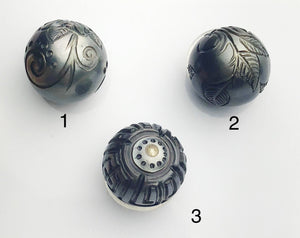Carved Tattoo Tahitian Pearl 14-15mm (307)
