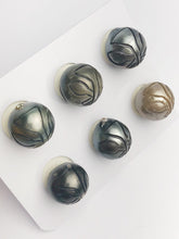Carved Hawaiian Paddle Symbol Tattoo Tahitian Pearl 12-13mm (615)