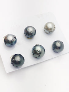 Carved Clam Shell with Bubbles Tahitian Pearl 12-13mm (752)