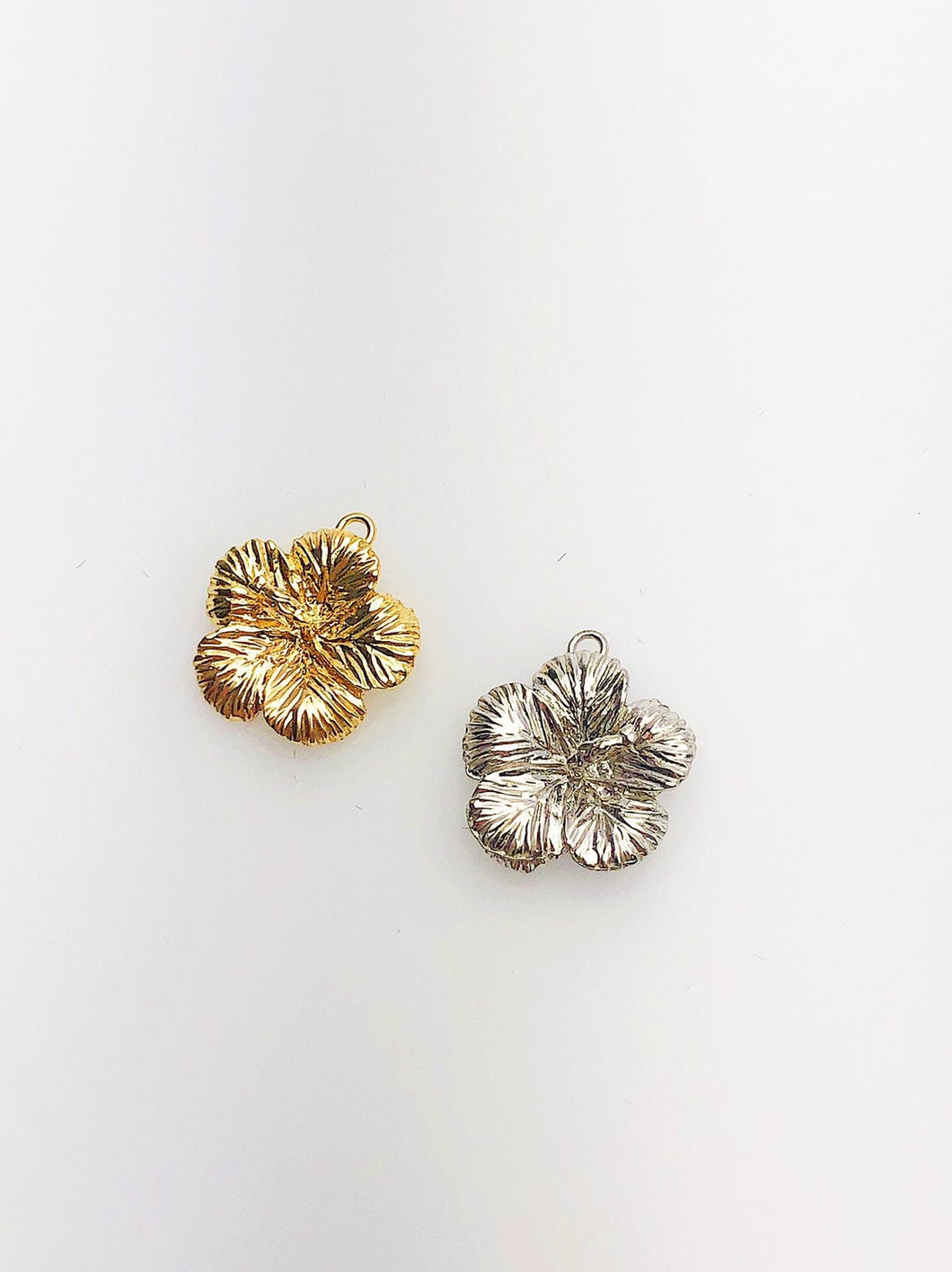 14K Solid Gold Hawaiian Hibiscus Charm w/ Ring, 12.2mm, Made in USA (L-177)