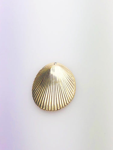 14K Gold Fill Shell Charm w/ Hole, 22.9x20.7mm, Made in USA - 810P