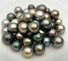 Tahitian Pearls AAA, Near round, Oval Shape in AAA Quality, 12-14mm (Lot No. 41)