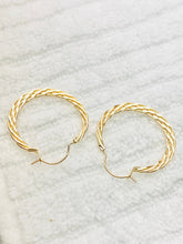 14k gold filled earrings, woven style, DE-654 Tiny