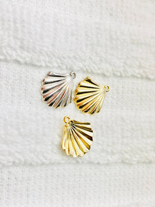 14K Solid Gold Seashell Charm w/ Ring, 9.9x11.2mm, Made in USA (L-20)