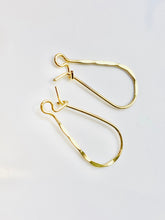 Stunning 14KGF hammered ear wire, 14K gold fill , Sku # 756-25 MM HMM