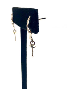 Beautiful silver lightening strike earring, Sku # SE19