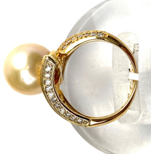 14K solid gold, south sea pearl ring W/ 0.66 carat diamonds