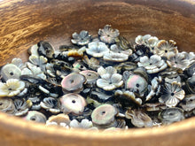 Mother Of Pearls Flower Beads, Sku#M20