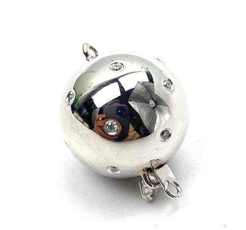 14K 8.83 mm solid white gold clasp w/ 0.05 carat diamonds, SKU# A375-L4