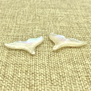 Mother Of Pearls Natural Whale Tail Beads, Sku#M22