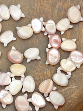 Mother Of Pearls Pink Cat Beads, Mother Of Pearl Beads, Sku#M19