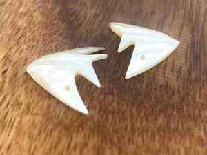 Mother Of Pearl Fish Shell, Sku#M381