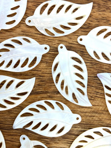 Mother Of Pearl Leaf Shell, Sku#M274