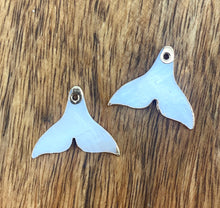 Natural White Shell Mother of Pearl Shell Pendants, Gold Plated On Zinc Alloy, Whale Tail, Sku#M303