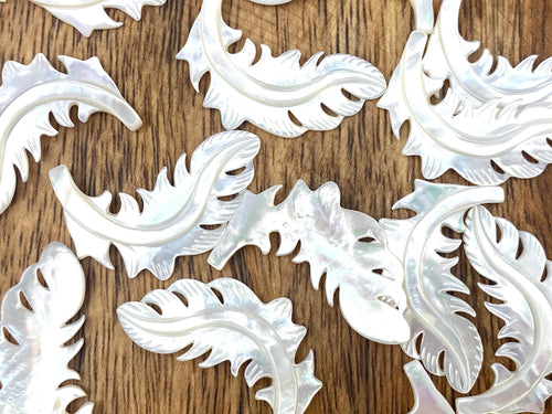 Mother Of Pearl Leaf Shell, Sku#M380