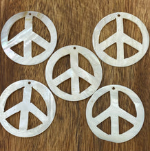 White South Sea Mother of Pearl Peace Sign M378