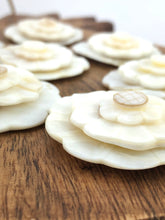 White South Sea Mother Of Pearl Poppy Flower Sku#M185