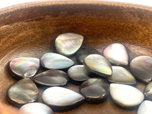 Mother Of Pearl Tear Drop Shell, Mother Of Pearl Tear Drop Bead, Sku#M399