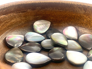 Mother Of Pearl Tear Drop Shell, Mother Of Pearl Tear Drop Bead, Sku#M399