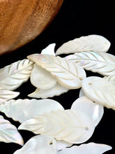 Mother Of Pearl Leaf Sku#M295