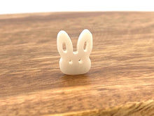 Mother Of Pearl Bunny Shell, Sku#M181