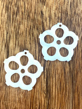 Mother Of Pearl Flower Shell, Sku#M365