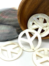 White South Sea Mother of Pearl Peace Sign M378