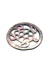 Mother Of Pearl Enclosed Turtle Sku#M376