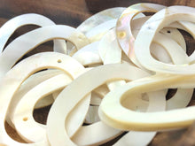 White South Sea Mother Of Pearl Beads Sku#M561