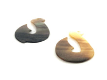Mother Of Pearl Hook Shell, Sku#M320