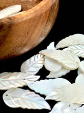Mother Of Pearl Leaf Sku#M295
