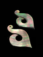 Black Tahitian Mother Of Pearl Fish Hook Sku#M315