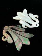 Black Tahitian Mother Of Pearl Fish Tail Sku#M357