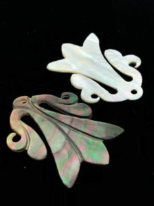Black Tahitian Mother Of Pearl Fish Tail Sku#M357